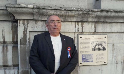 La Constitution ayant été violée par Hollande, Valls et Urvoas, l'élection de Macron est illégale.