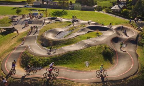 Création d'un pumptrack à Bns