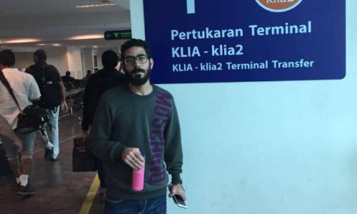 Sortez Hassan Kondar Syrien coinc&eacute; dans un A&eacute;roport  de Kuala Lumpur depuis plus de 46 jours