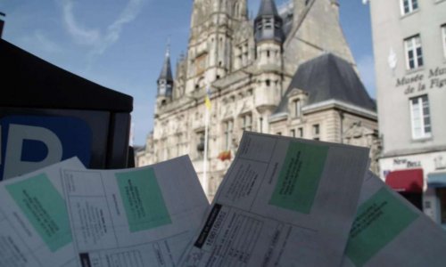 Pour le stationnement gratuit dans le centre-ville de Chantilly