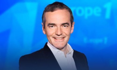 NON ! à l’éviction de monsieur Franck Ferrand de votre antenne !