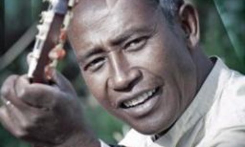 Pétition pour la candidature de Dama à la présidentielle malgache / Fanangonan-tsonia mangataka an’i Dama hilatsaka ho fidiana filoham-pirenena