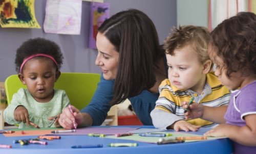 Des ASEM pour tous les maternels