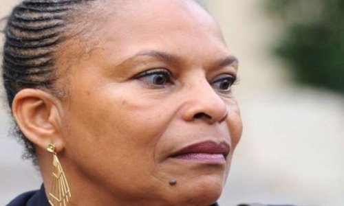 Pour une poursuite pénale de Mme Christiane TAUBIRA
