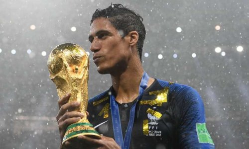 Le ballon d'or 2018 pour Raphael Varane