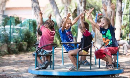 Pour une extension des horaires d'ouverture du square de la mairie de Garches