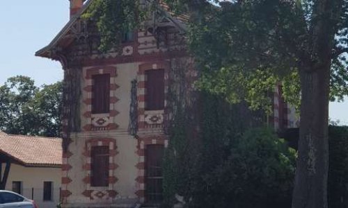 Redonner vie à la bâtisse du parc Ségot à Parentis en Born (Landes) ?