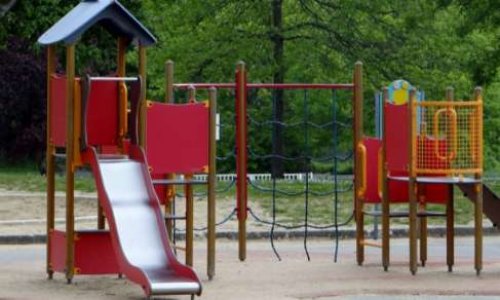 NON à la fermeture de classe en maternelle !