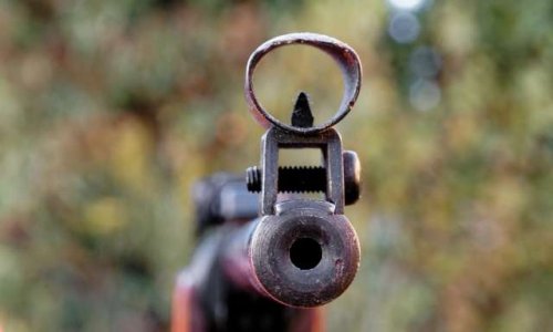 Nous aussi habitants la campagne nous avons le droit de ne plus subir des tirs de carabine (plomb ou balle) quand nous sommes chez nous ou à côté au même titre que les habitants de la ville dans laquelle tout tir à feu est interdit