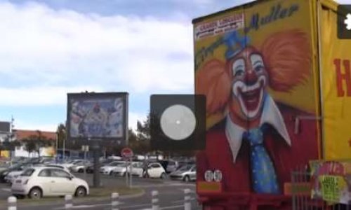 Cirque avec animaux sur le parking de Carrefour Labège 31