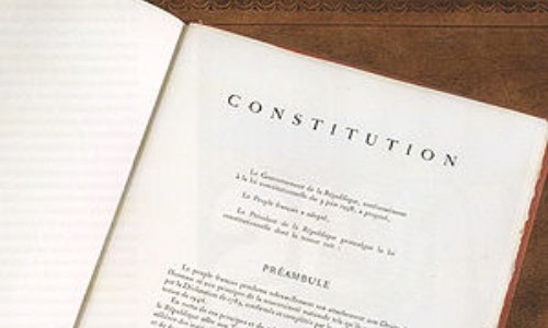 Destitution de M. Macron par l'article 68