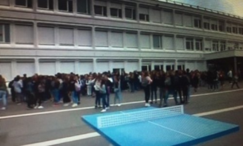 MANQUE DE PERSONNEL AU COLLEGE FRANCIS YARD DE BUCHY