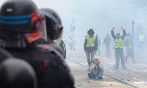 La violence sociale et policière, ça suffit !
