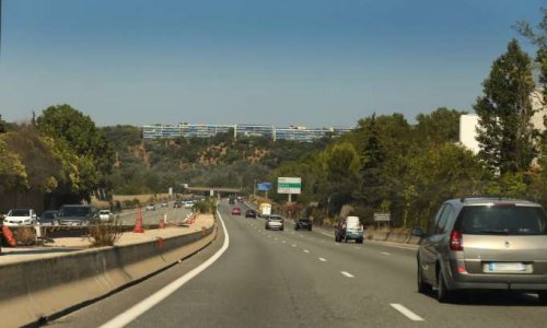 POUR QUE ESCOTA-VINCI AUTOROUTE RESPECTE SES ENGAGEMENTS POUR L'AMENAGEMENT D'UN NOUVEL ECHANGEUR AUX TOURRADES A CANNES LA BOCCA