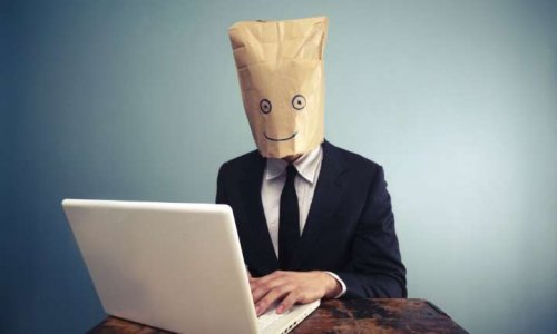 Supprimer l'anonymat sur Twitter