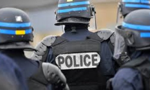 Pétition pour demander au Président de la République et à son Ministre de l'Intérieur, d'Accorder aux Policiers, ces héros,  toutes les Revendications qu'ils ont présentées