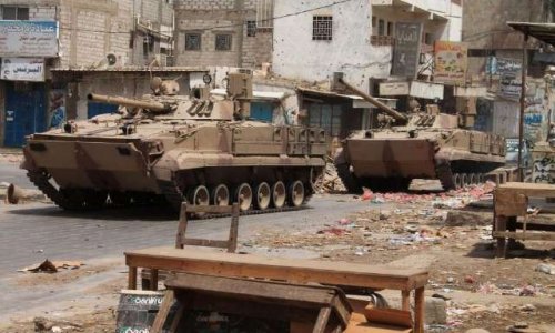 Emmanuel macron complice de crimes de guerres