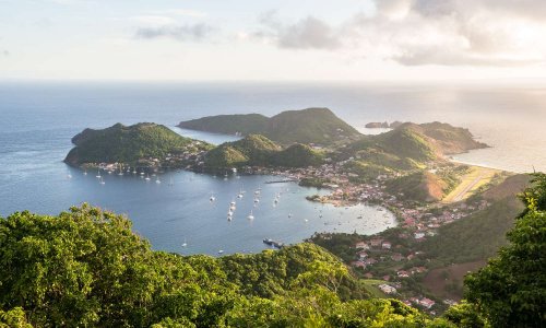 Komité Kont 3310 : Non à l'émergence des groupes extrémistes en Guadeloupe (FN) et aux autres groupes à vocation extrémiste