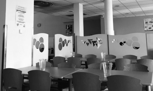 Pour un changement au self des lycées Reaumur Buron