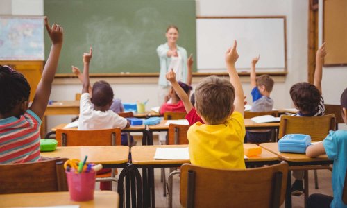 Non à la fermeture d'une classe à l'école de Beauvène !