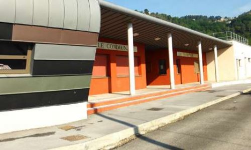 NON A LA FERMETURE DE CLASSE, NON A LA FUSION DES ÉCOLES