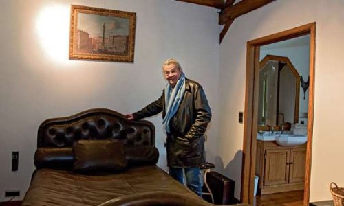 SOLIDARITE AVEC ALAIN DELON