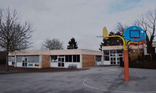 Non à la Fermeture de classe au hamelet/ Louviers