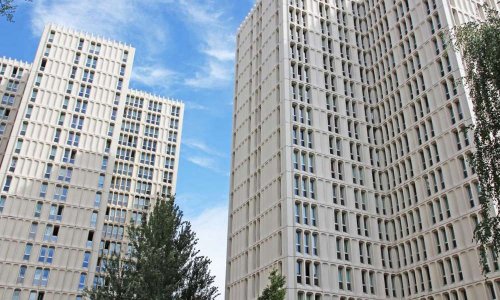 Achetés avec l'immeuble