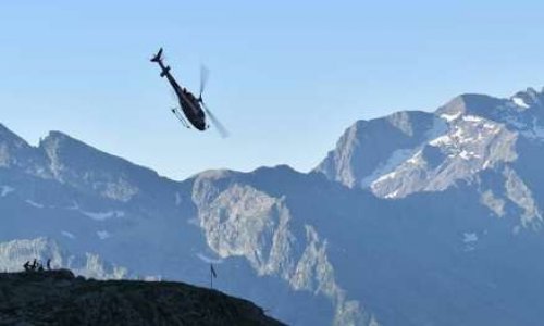 NON aux baptêmes d'hélico à Isola 2000