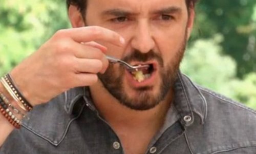 P&eacute;tition pour que Cyril Lignac ferme sa bouche quand il mange