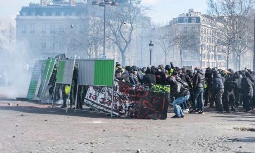 Demande d'enquête sur la haine envers les  forces de l'ordres et les citoyens par les antifa et l'ultra gauche