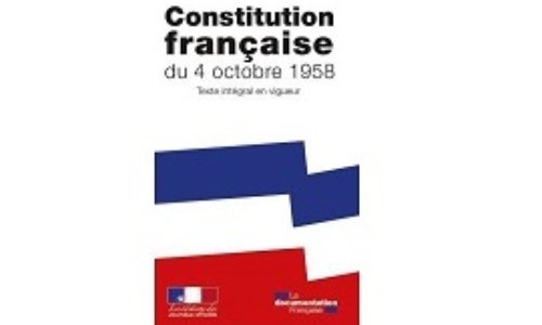 Vote des lois avec 400 députés présents au minimum