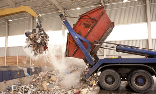 Non au Plan régional déchets qui nous fait payer pour être empoisonnés !
