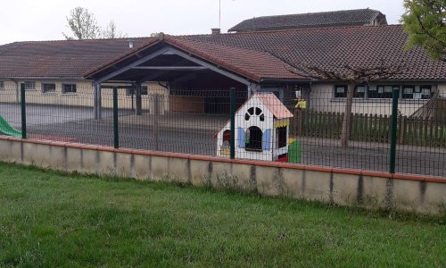 NON à LA FERMETURE DE CLASSE