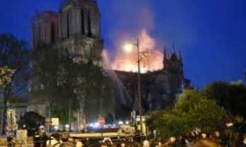 Reconstruire Notre-Dame comme au XIII ème siècle