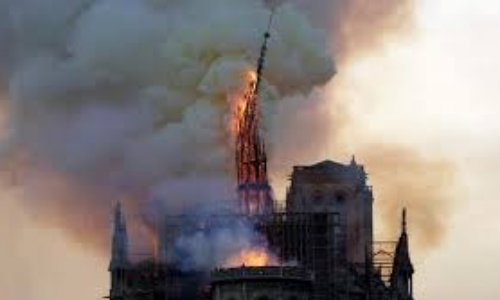 Redonner aux plus démunis une partie des dons destinés à la cathédrale Notre Dame