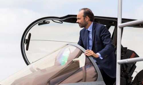 Condamnation Edouard PHILIPPE pour son Tokyo-Paris 350.000€  = 27 ans de SMIC !