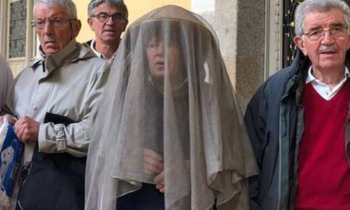 Je demande protection à notre maire !