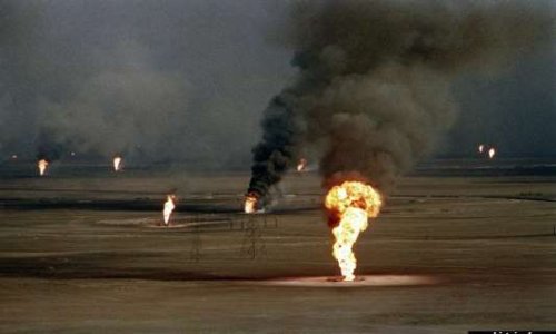 Cessez de tuer des enfants pour du pétrole et pour du gaz .