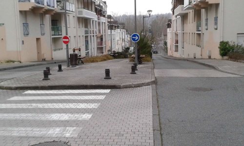 Opposition au passage d'un autobus avenue de La République à BILLERE (64140)