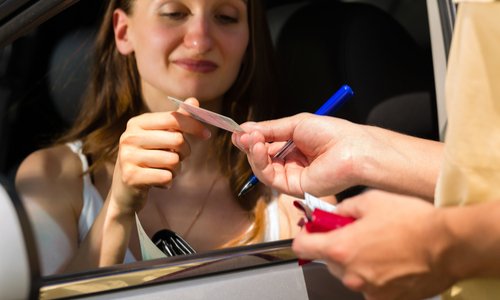 Non à l'attente abominable des permis de conduire étranger