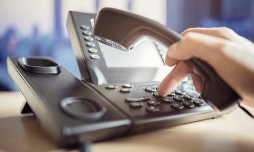 La solution pour que chacun puisse EVITER les démarchages et arnaques téléphoniques.