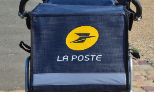 Foutez la paix à notre factrice !