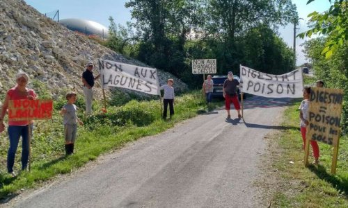STOP AUX DECHETS DE LA METHANISATION, QUI POLLUENT L'AIR,  APPAUVRISSENT LES SOLS ET MENACENT L'EAU POTABLE QUI ALIMENTE LES 100.000 HABITANTS DE L'AGGLOMERATION DE BOURGES!