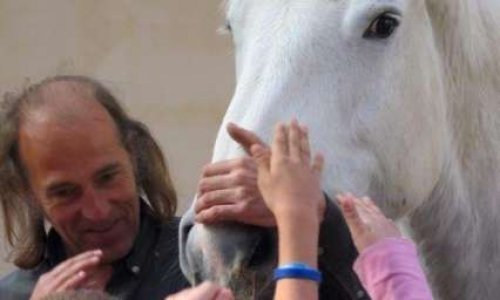 Nous refusons d'être traités d'esclavagistes sous prétexte que nous possédons des animaux et que nous en assumons la responsabilité.