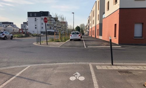 PLUS DE STATIONNEMENT QUARTIER LES TUILERIES-YUTZ