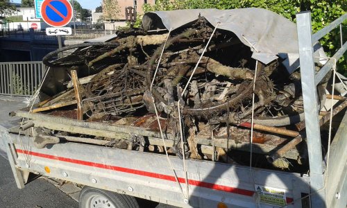 Défendre la pêche à l'aimant dans la Somme pour dépolluer