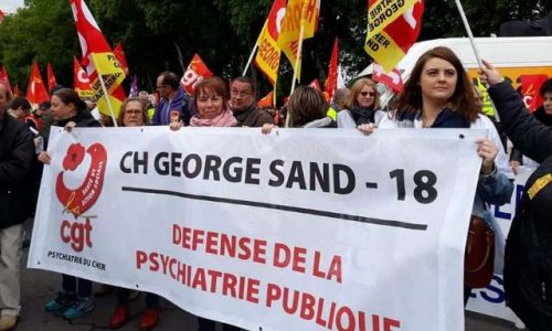 Non à la fermeture de 31 lits à l'hôpital psychiatrique et la suppression du poste infirmier de nuit à l'EHPAD dans le CHER   SAUVONS L’HOPITAL PUBLIC