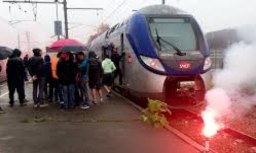 Pour une trêve de la grève des transports pour Noël