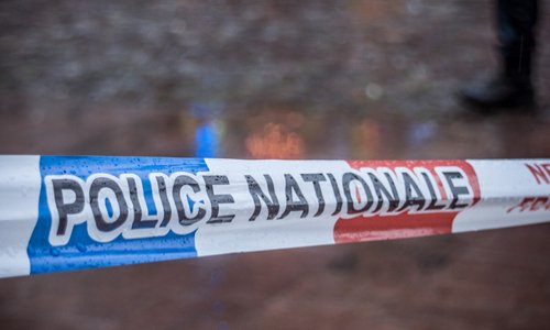 Pour la remise de la médaille d’Honneur pour acte de courage et de dévouement de Janusz Michalski mort en héros en protégeant sa compagne à Villejuif